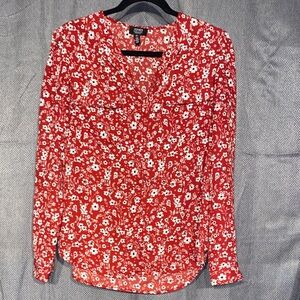 Jones New York Red and White Floral Blouse